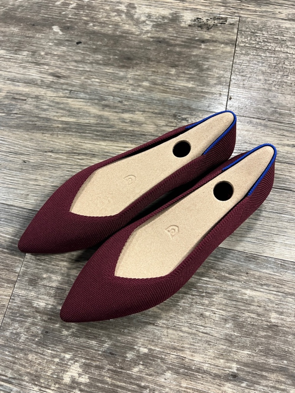 NWT Rothy’s Maroon Red Pointed Flats